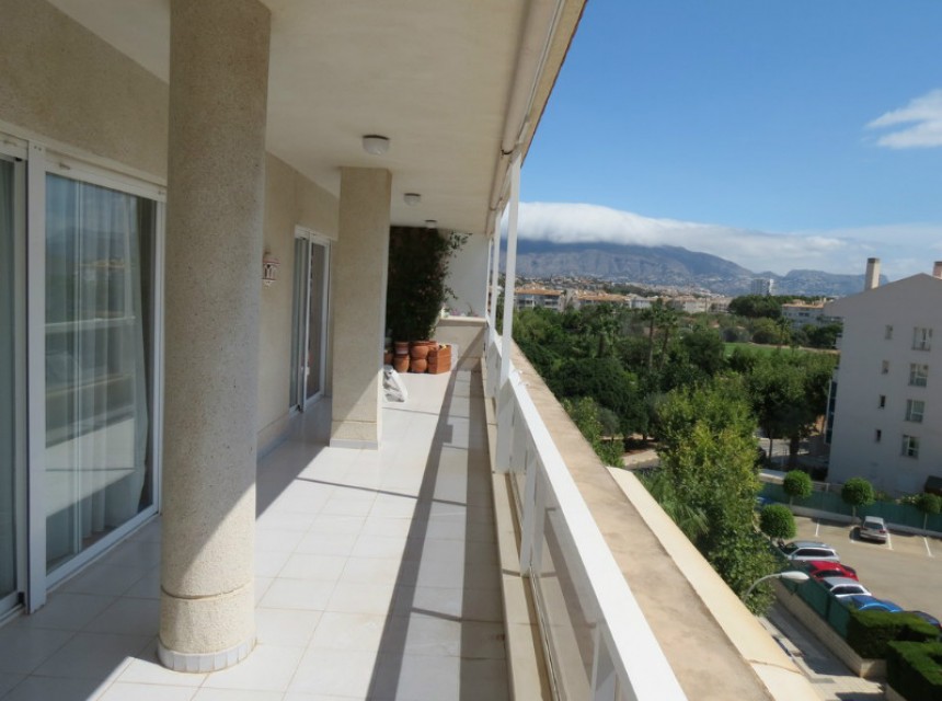 Penthouse apartment for sale in Albir - CB Property Sales