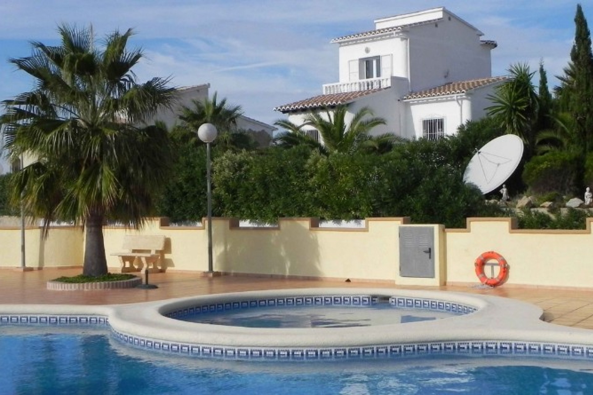 Villa For Sale in Cumbre Del Sol, Alicante
