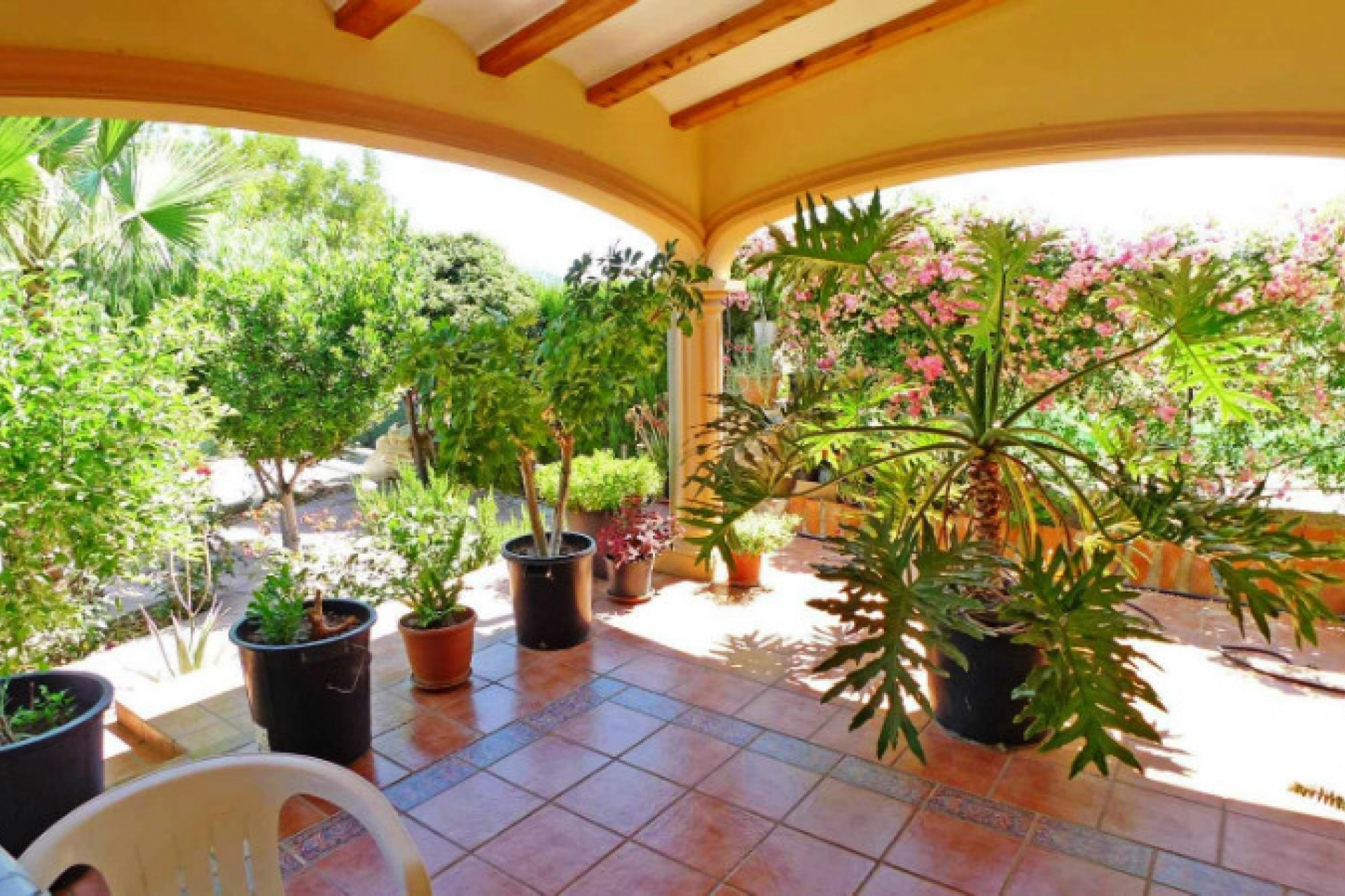 Villa For sale in Jalon,Alicante